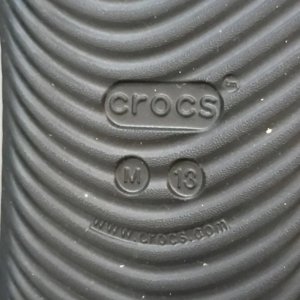CROCS Men's Mellow Recovery Flip Flops - Picture 7 of 7